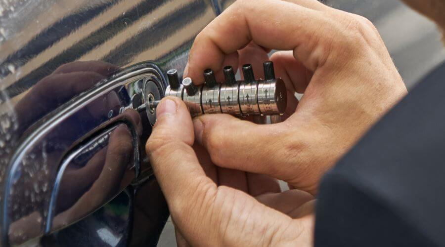 Professional New roof installation in Breesport, NY